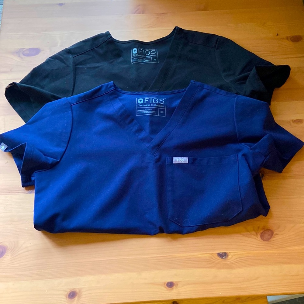 Two figs scrub tops